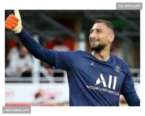 巴黎欧冠出局后更衣室冲突升级 球员情绪失控互相指责 巴黎欧冠出局后更衣室冲突升级 球员情绪失控互相指责